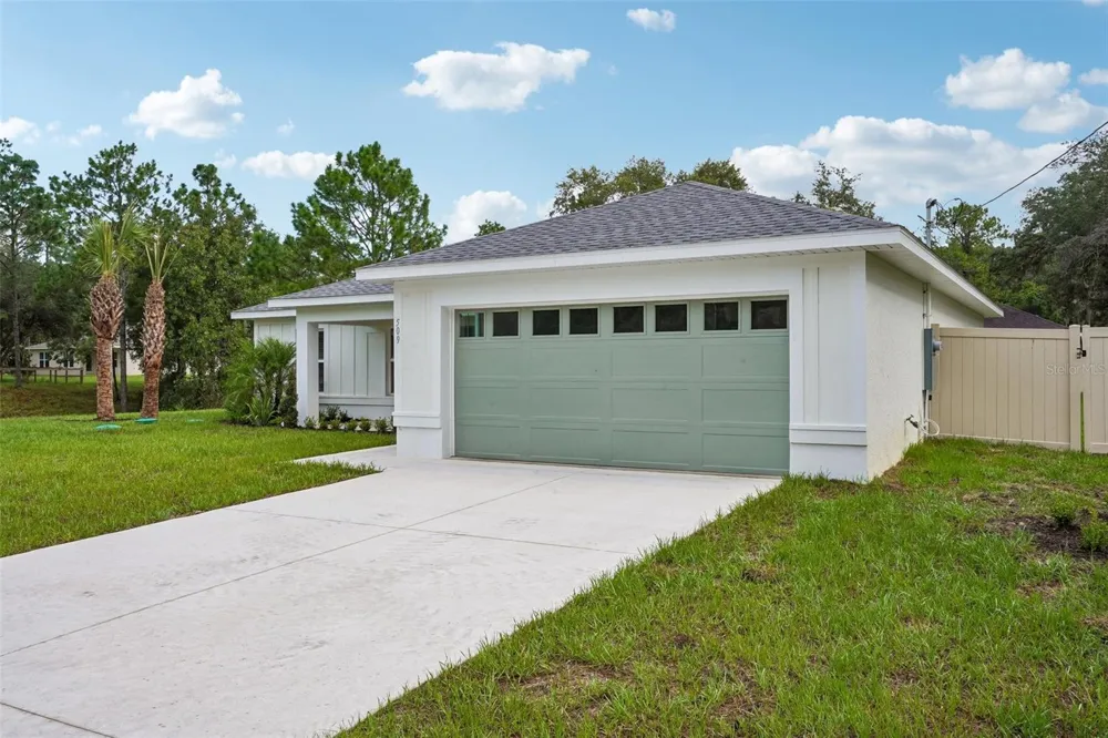 509 W WASON STREET Citrus Springs, FL 34434