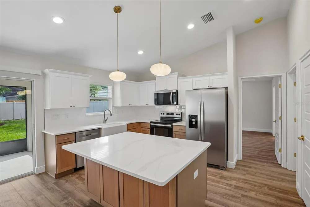509 W WASON STREET Citrus Springs, FL 34434