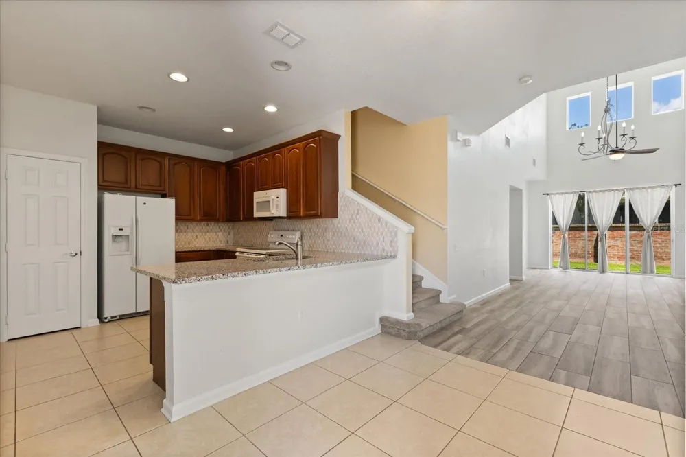 1335 SHALLCROSS AVENUE Orlando, FL 32828