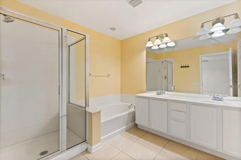 1335 SHALLCROSS AVENUE Orlando, FL 32828