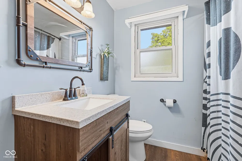 5638 Gray Road SW Indianapolis, IN 46237
