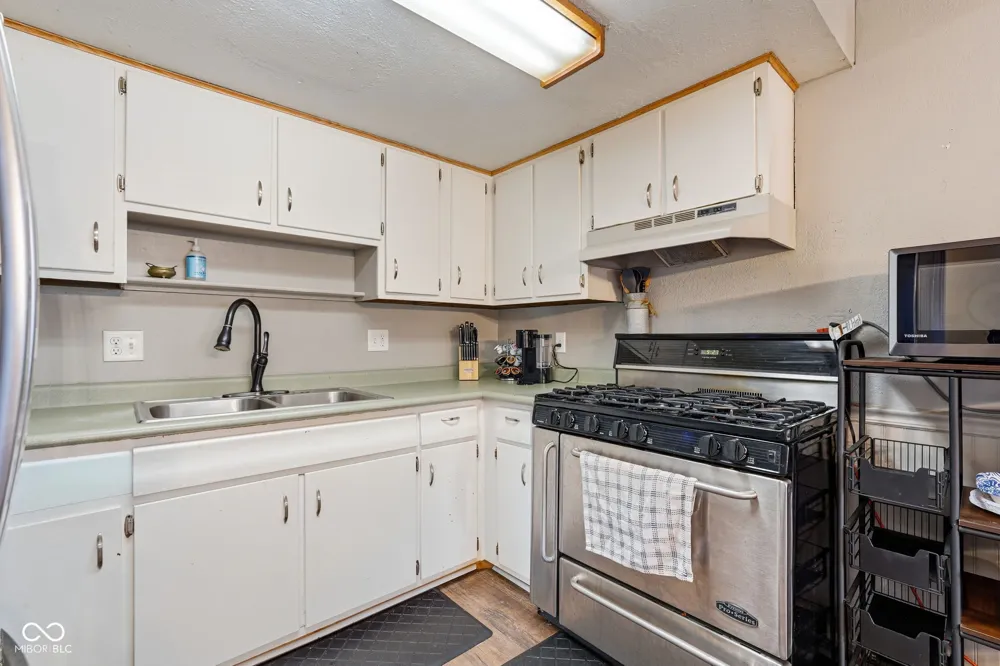 5638 Gray Road SW Indianapolis, IN 46237