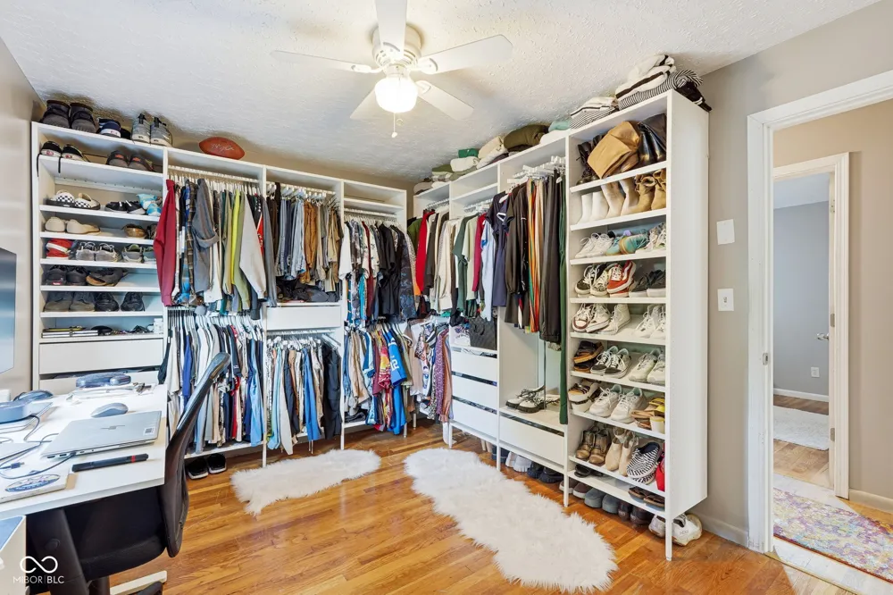 5638 Gray Road SW Indianapolis, IN 46237