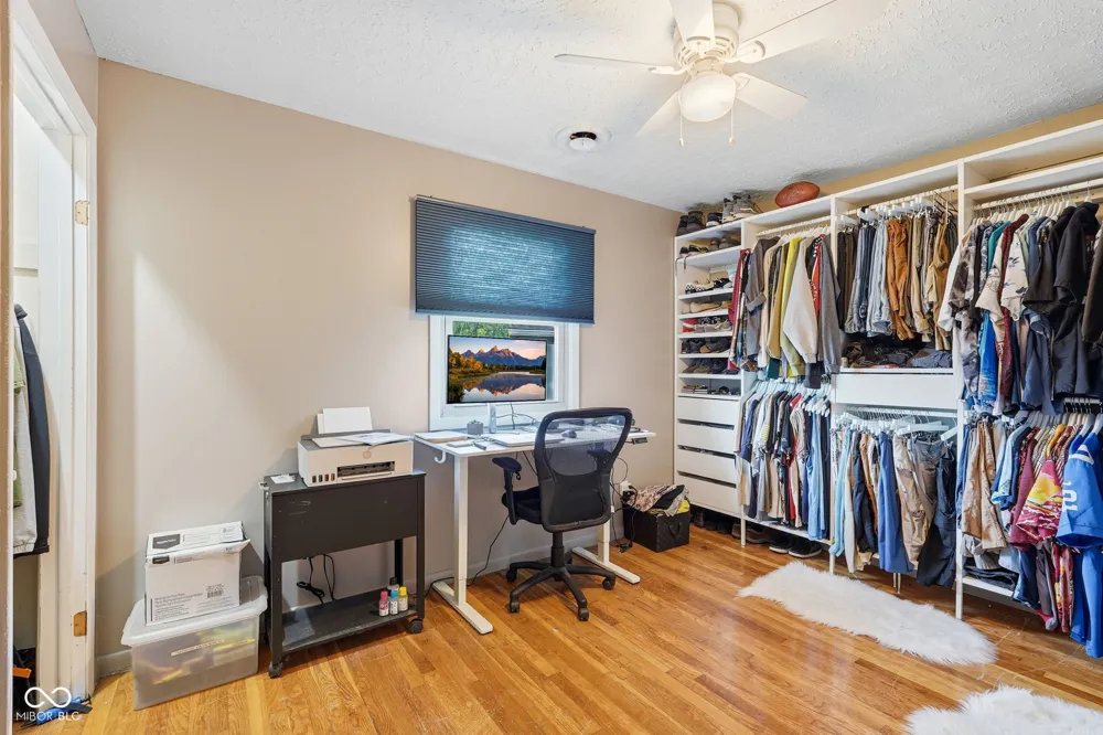 5638 Gray Road SW Indianapolis, IN 46237