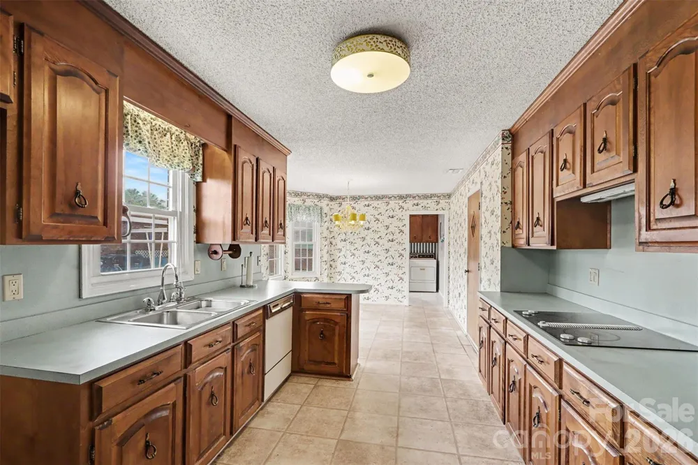 1018 Rembrandt Drive SW Concord, NC 28027