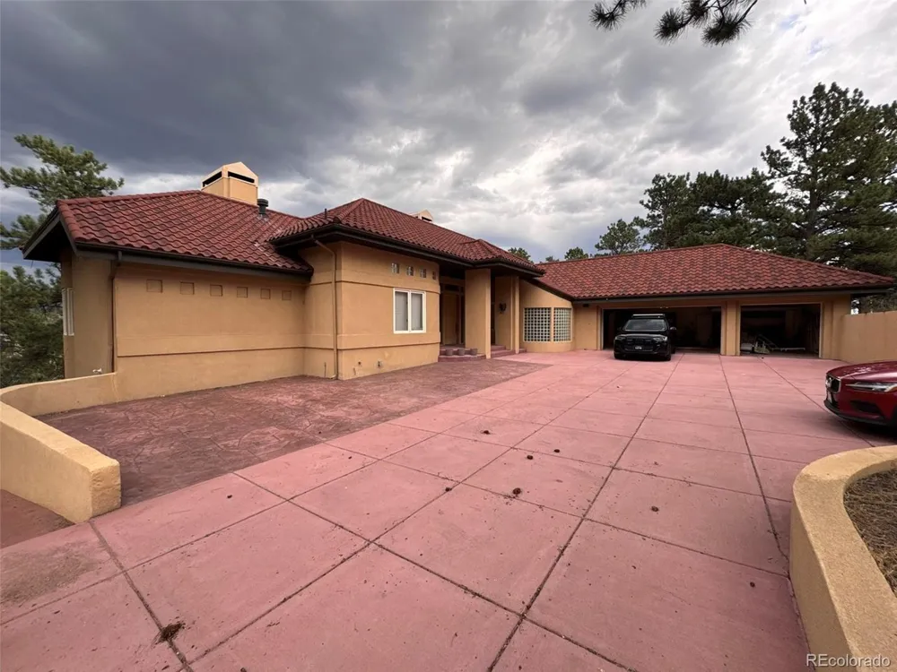 935 Castle Ridge Road Golden, CO 80401
