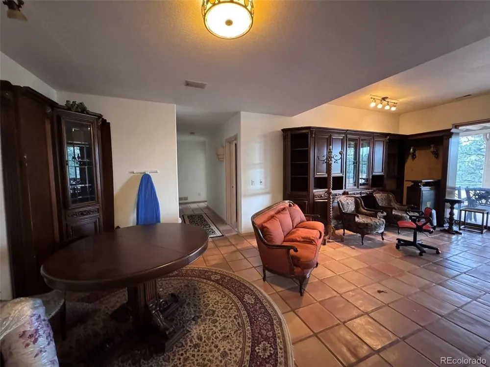 935 Castle Ridge Road Golden, CO 80401