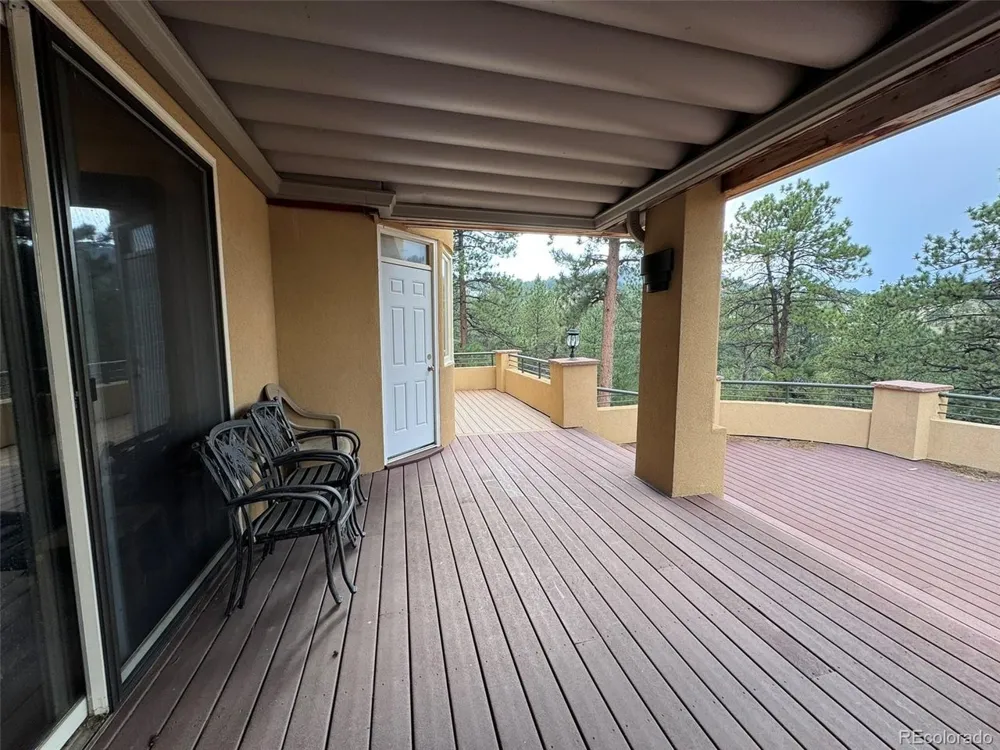 935 Castle Ridge Road Golden, CO 80401