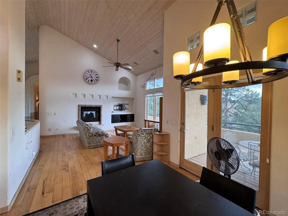 935 Castle Ridge Road Golden, CO 80401