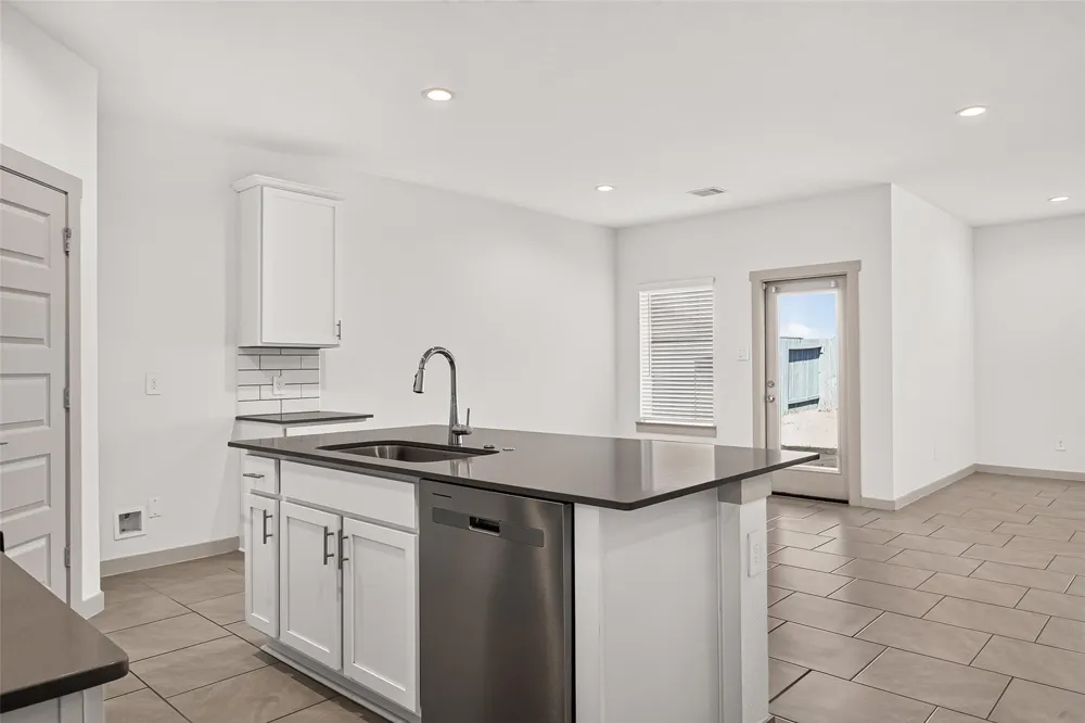 4015 Itzle Island Court Fulshear, TX 77494