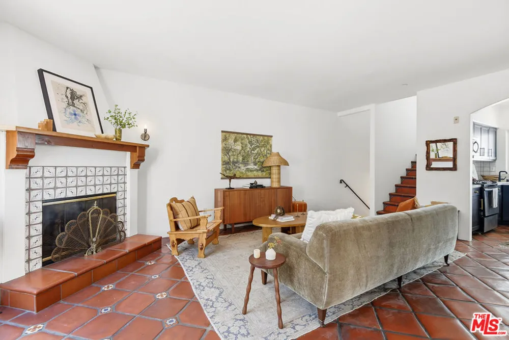 1414 Harper Avenue #10 Los Angeles, CA 90046