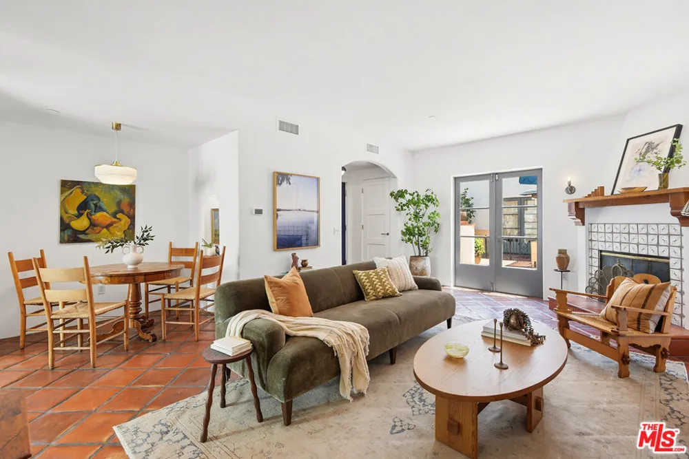 1414 Harper Avenue #10 Los Angeles, CA 90046