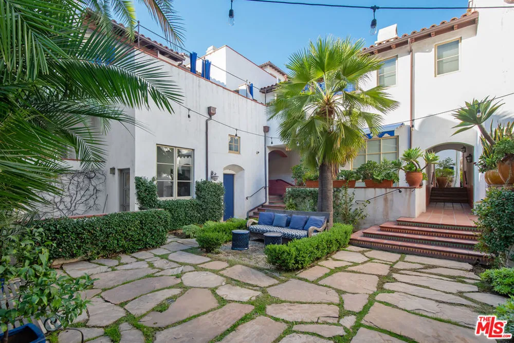 1414 Harper Avenue #10 Los Angeles, CA 90046