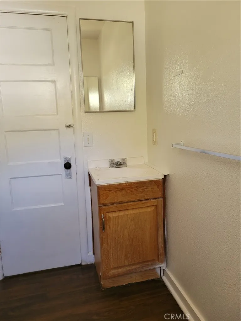 2221 B Oroville, CA 95966