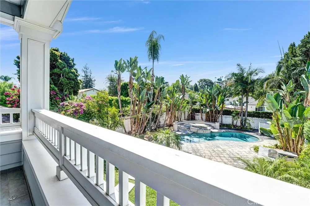 15148 Greenleaf Sherman Oaks, CA 91403