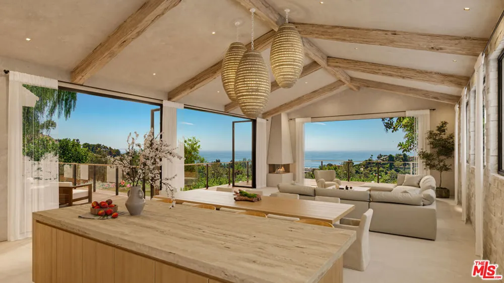 21930 Carbon Mesa Road Malibu, CA 90265