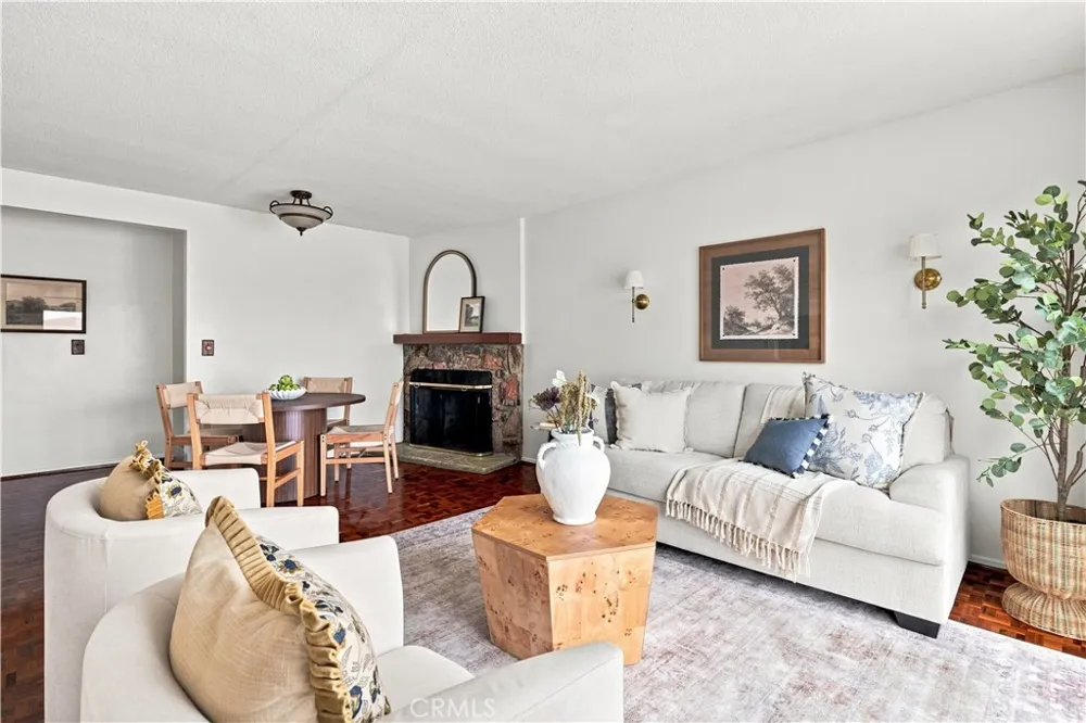 1913 Ripley Avenue Redondo Beach, CA 90278