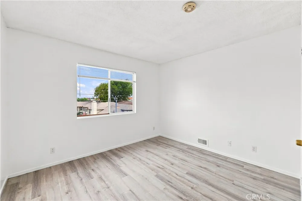 1913 Ripley Avenue Redondo Beach, CA 90278