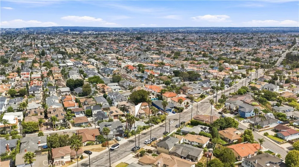 1913 Ripley Avenue Redondo Beach, CA 90278