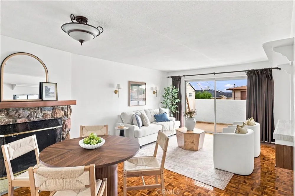 1913 Ripley Avenue Redondo Beach, CA 90278