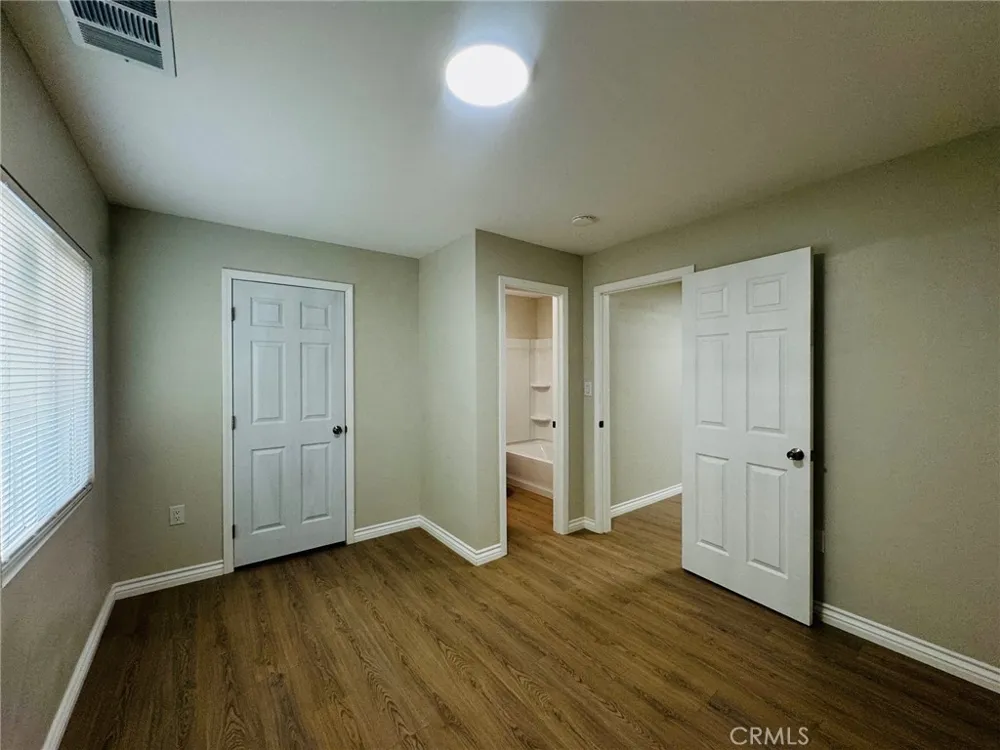402 Mary Street Bakersfield, CA 93252