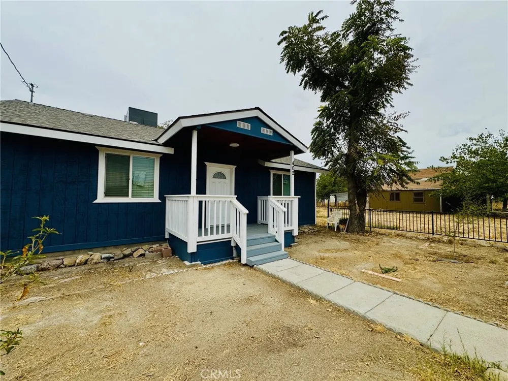 402 Mary Street Bakersfield, CA 93252