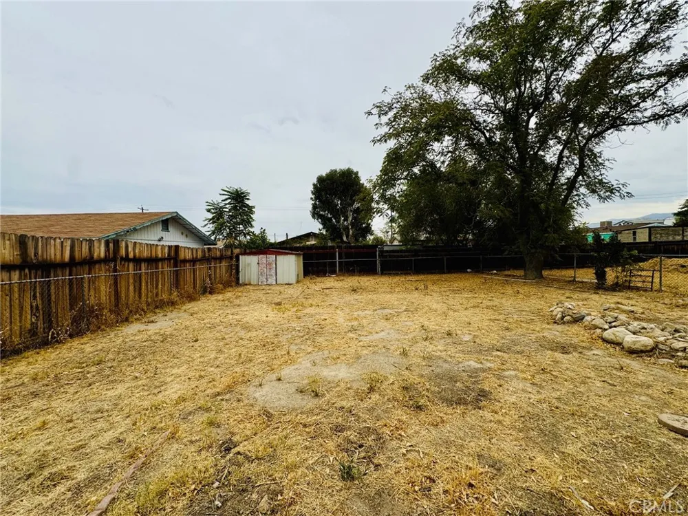 402 Mary Street Bakersfield, CA 93252