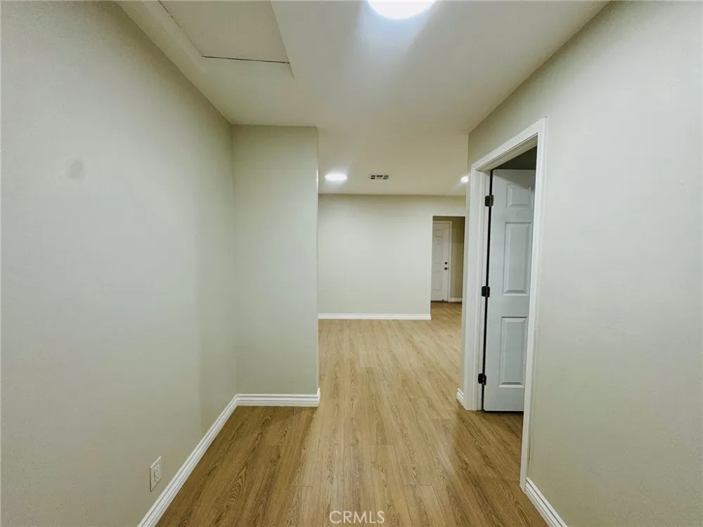 402 Mary Street Bakersfield, CA 93252