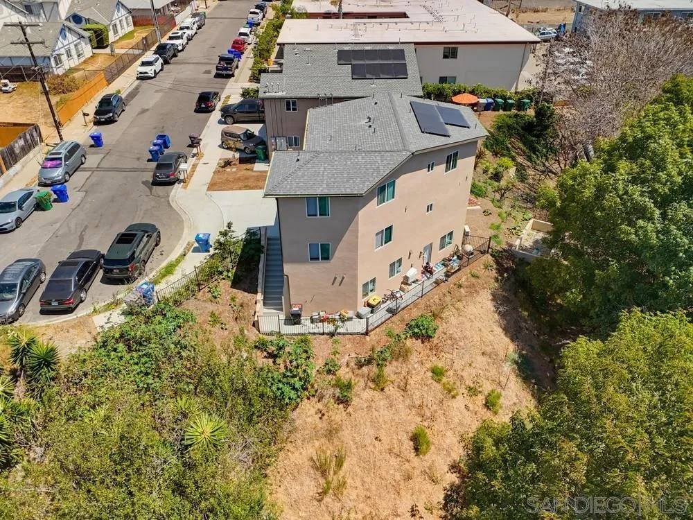 1413 Shoshone Street Oceanside, CA 92058