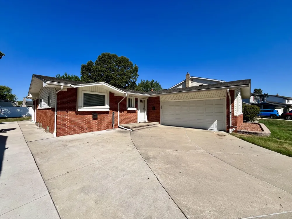 19342 Coventry Drive Riverview, MI 48193