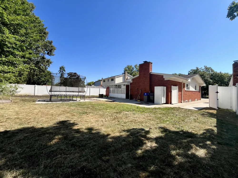 19342 Coventry Drive Riverview, MI 48193