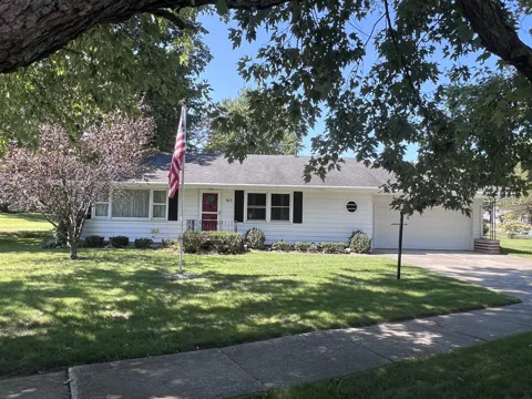 913 Main Street