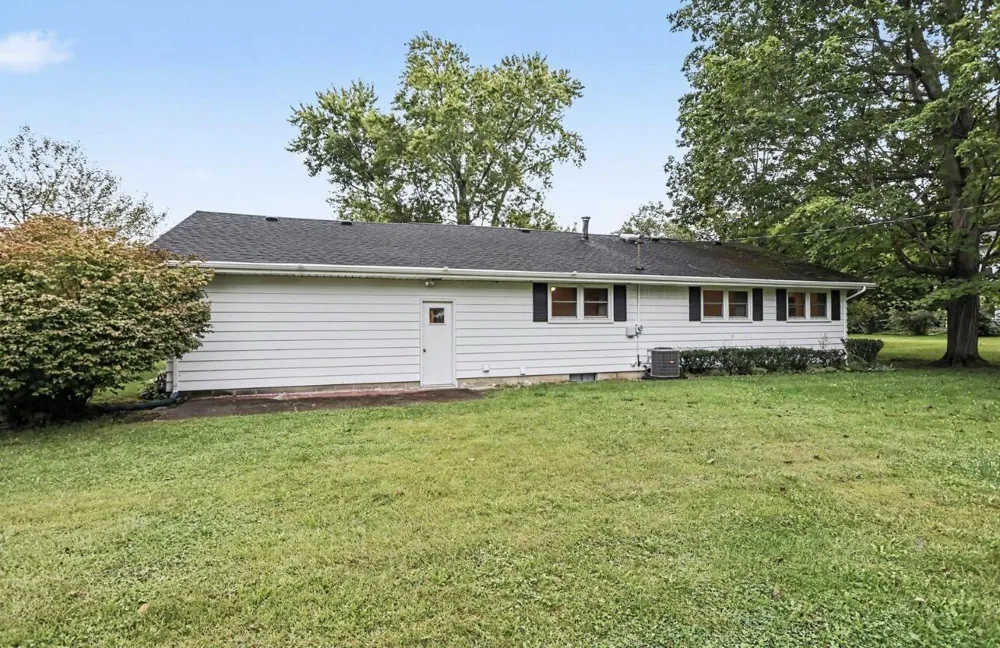 913 Main Street Buchanan, MI 49107