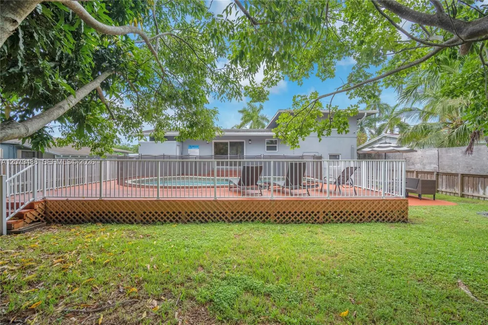 628 SW 4th St Hallandale Beach, FL 33009