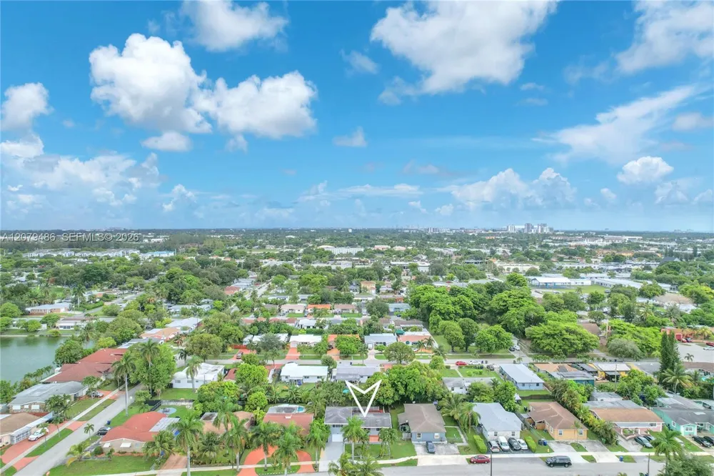 628 SW 4th St Hallandale Beach, FL 33009