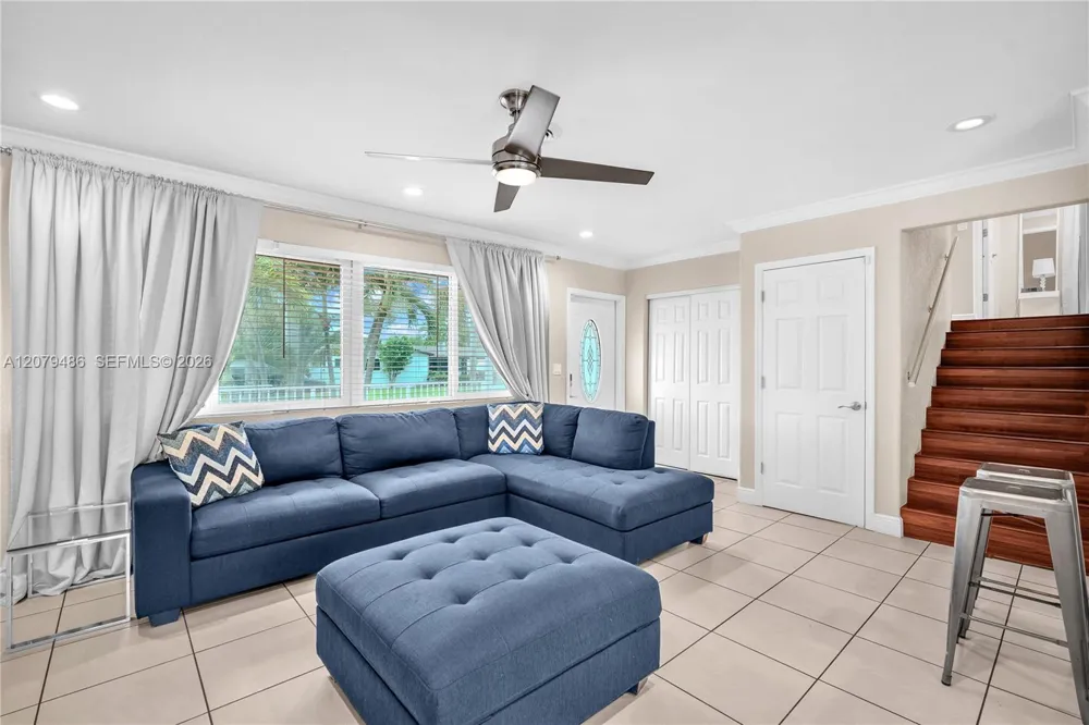 628 SW 4th St Hallandale Beach, FL 33009