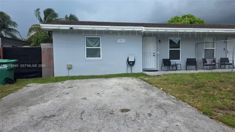 19012 SW 113th Pl #2