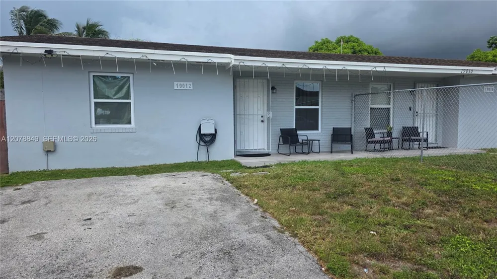 19012 SW 113th Pl #2 Miami, FL 33157