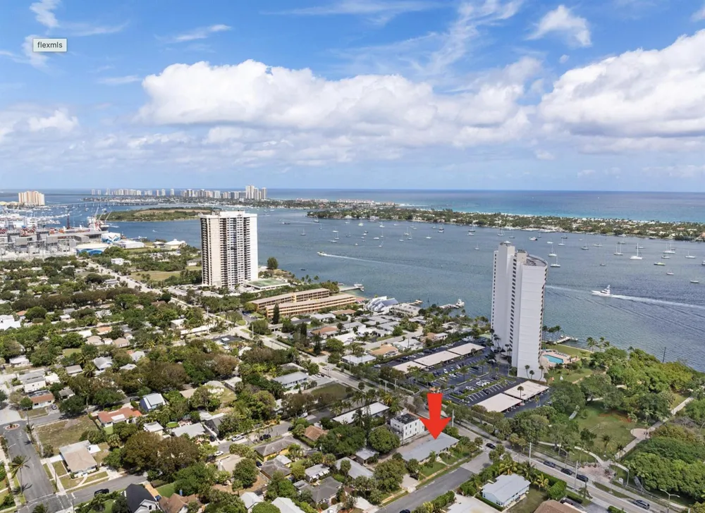 409 50th Street West Palm Beach, FL 33407