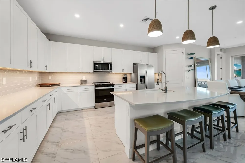 Indies Drive E #202 Naples, FL 34114