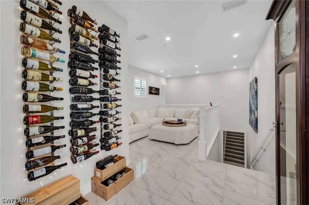 Indies Drive E #202 Naples, FL 34114