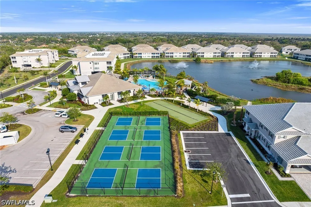 Indies Drive E #202 Naples, FL 34114