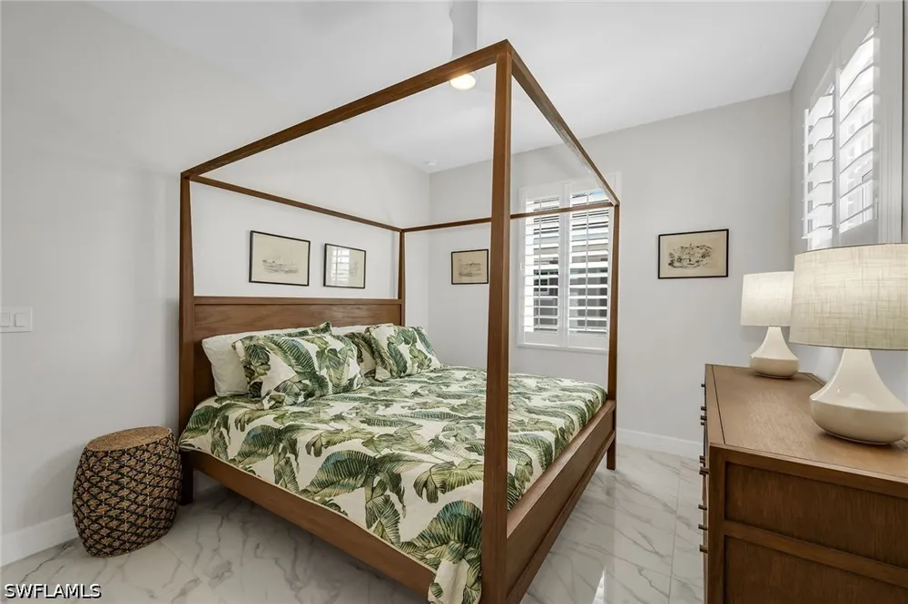 Indies Drive E #202 Naples, FL 34114