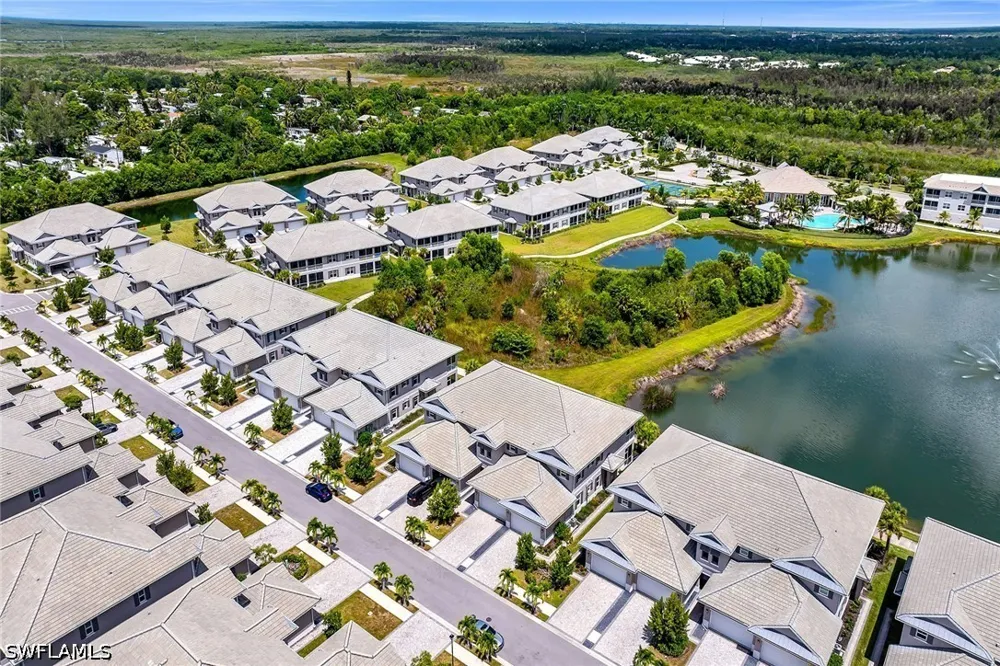 Indies Drive E #202 Naples, FL 34114