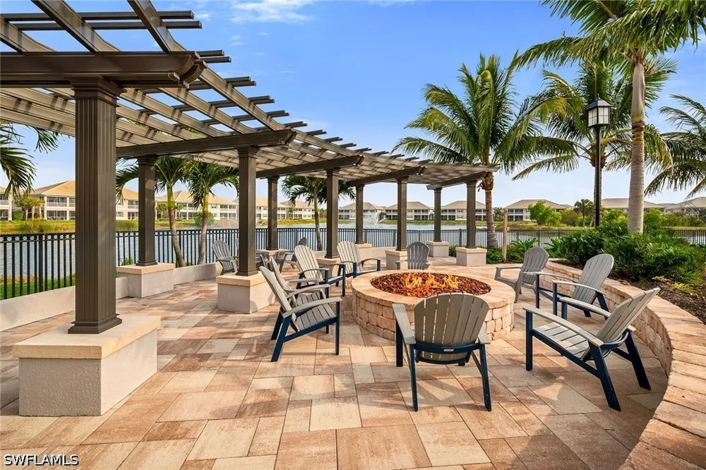 Indies Drive E #202 Naples, FL 34114