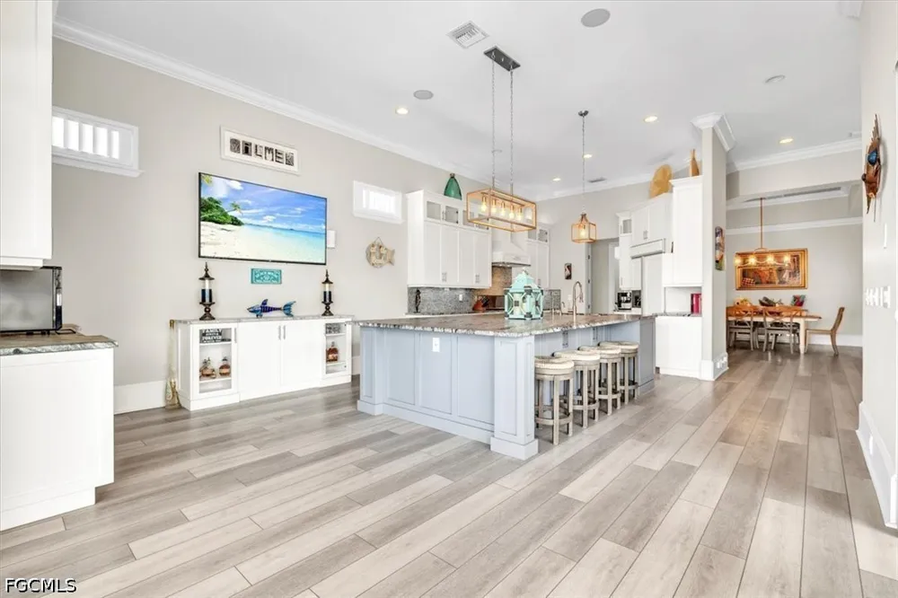 SE 40th Street Cape Coral, FL 33904