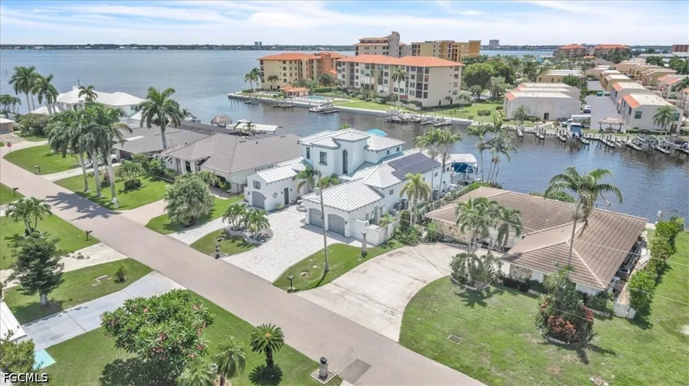 SE 40th Street Cape Coral, FL 33904