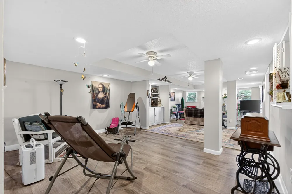 1031 Montcrest Dr Lenoir City, TN 37771
