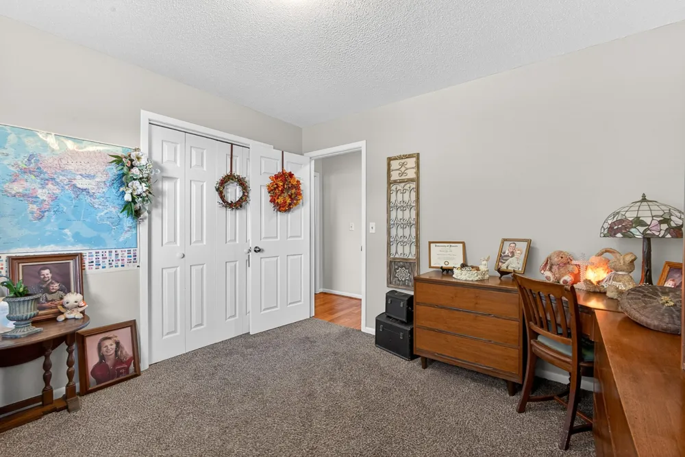 1031 Montcrest Dr Lenoir City, TN 37771