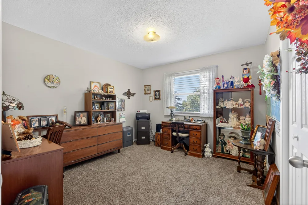 1031 Montcrest Dr Lenoir City, TN 37771